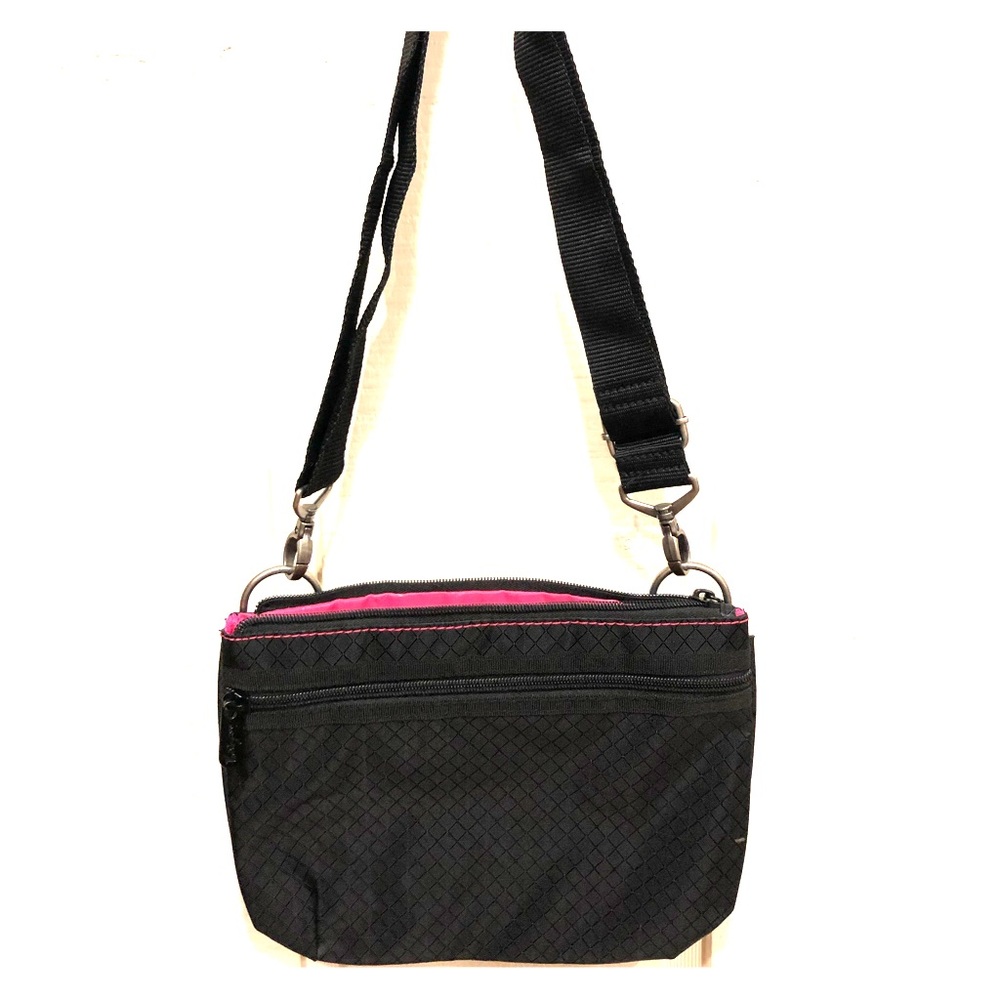 Thirty-one crossover or over the shoulder bag